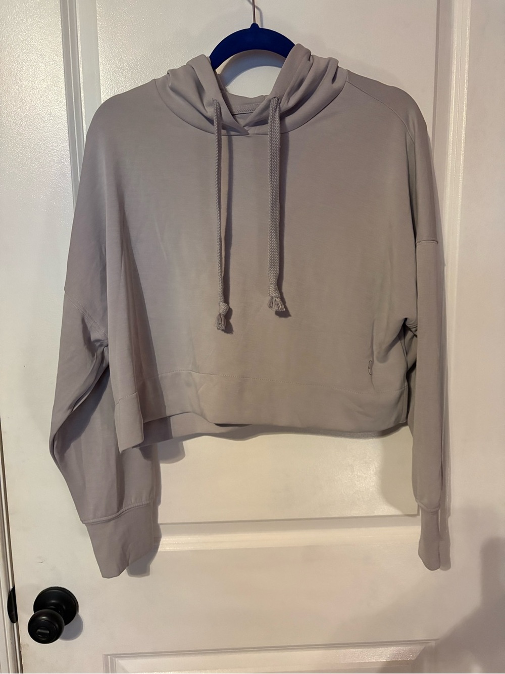 AS Revival Women’s Light Gray Cropped Hoodie